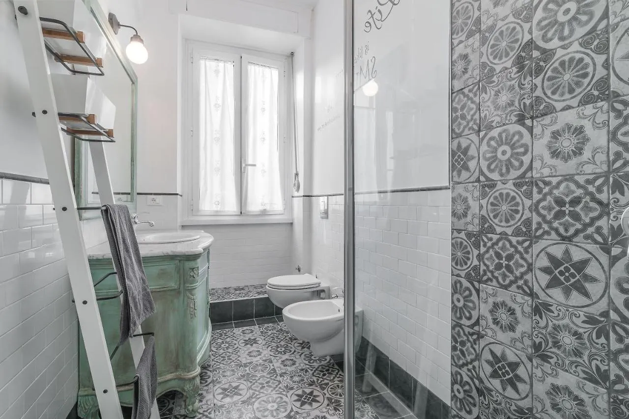 A Design Refuge - Casa Karma Apartment Rome