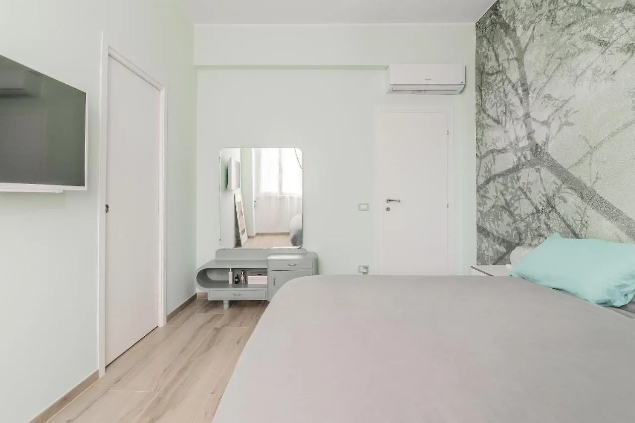 A Design Refuge - Casa Karma Apartment Rome